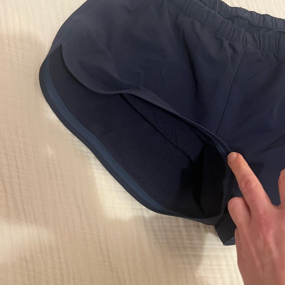 Outdoor voices stretch crepe track shirts - Picture 8 of 8